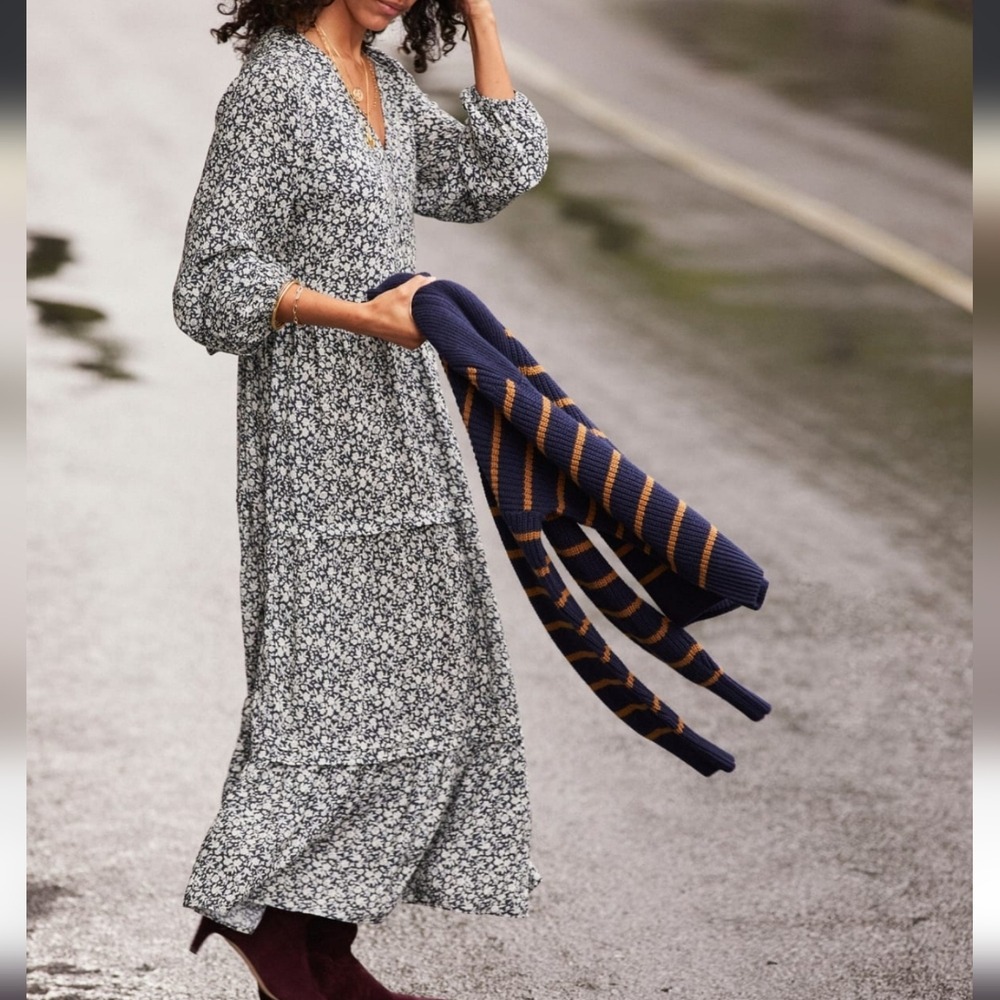 Faherty Dress Womens M Medium Navy Floral Maxi Boho Tiered NWT